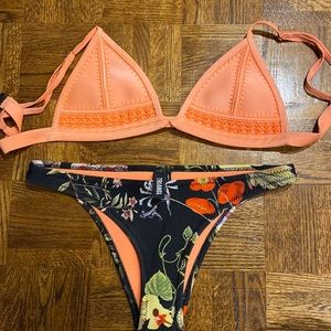 TRIANGL Bikini